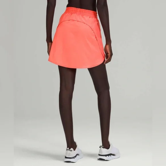 EUC Lululemon Hotty Hot HR Skirt *Regular length - Picture 7 of 8